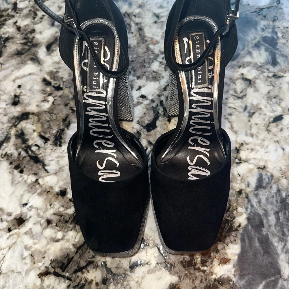 Gianni Bini Kaelani Rhinestone Black Suede Platform Heels Women’s Size 8.5